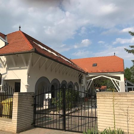 Lunczer Vendeghaz Hotel Koroshegy Exterior photo